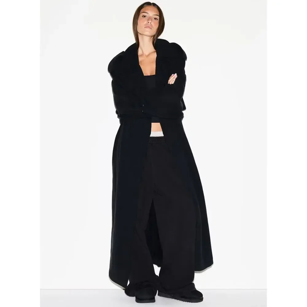 (S) NWT $248 SKIMS Boyfriend Fleece Oversized Trench Coat in Onyx Size Small - Picture 1 of 9